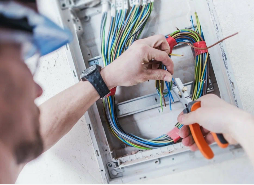 Из за чего могут сгорать лампочки